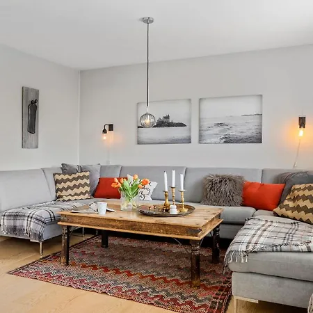 Semesterbostad Cozy In With Wifi